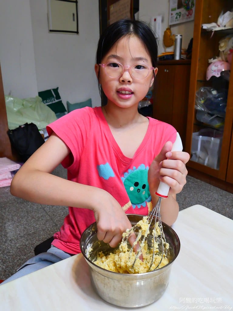 【氣炸鍋食譜】原味杏仁餅乾,低糖、少油,健康卻不減美味的手工餅乾。 - 第10張圖 P1046157