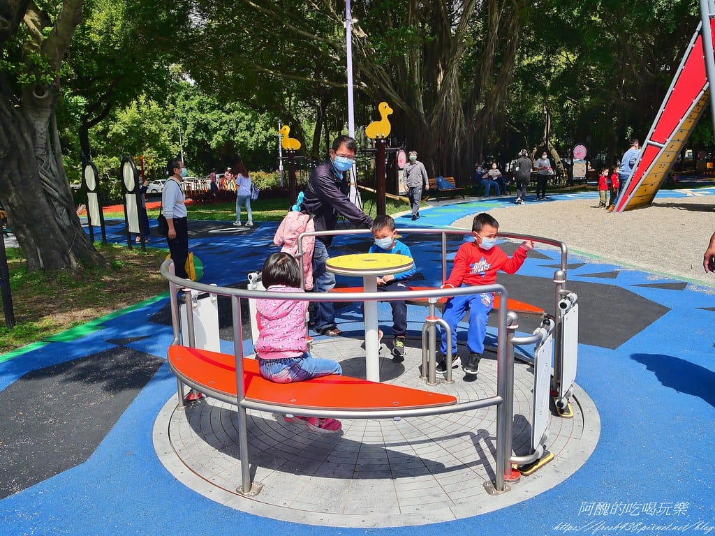 【板橋景點】環河公園,超大招潮蟹遊具,海洋主題特色公園,交通/停車看這篇。 - 第44張圖 29