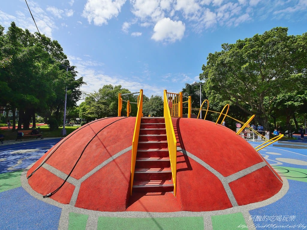 【板橋景點】環河公園,超大招潮蟹遊具,海洋主題特色公園,交通/停車看這篇。 - 第38張圖 25-6