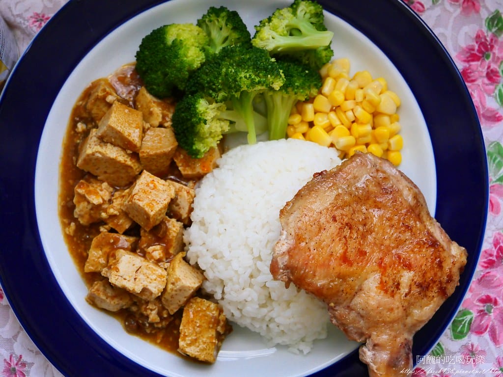 愛之味咖哩豆腐,即開即食超方便,微辣、香醇,拌麵拌飯都好吃。 - 第12張圖 P1046288