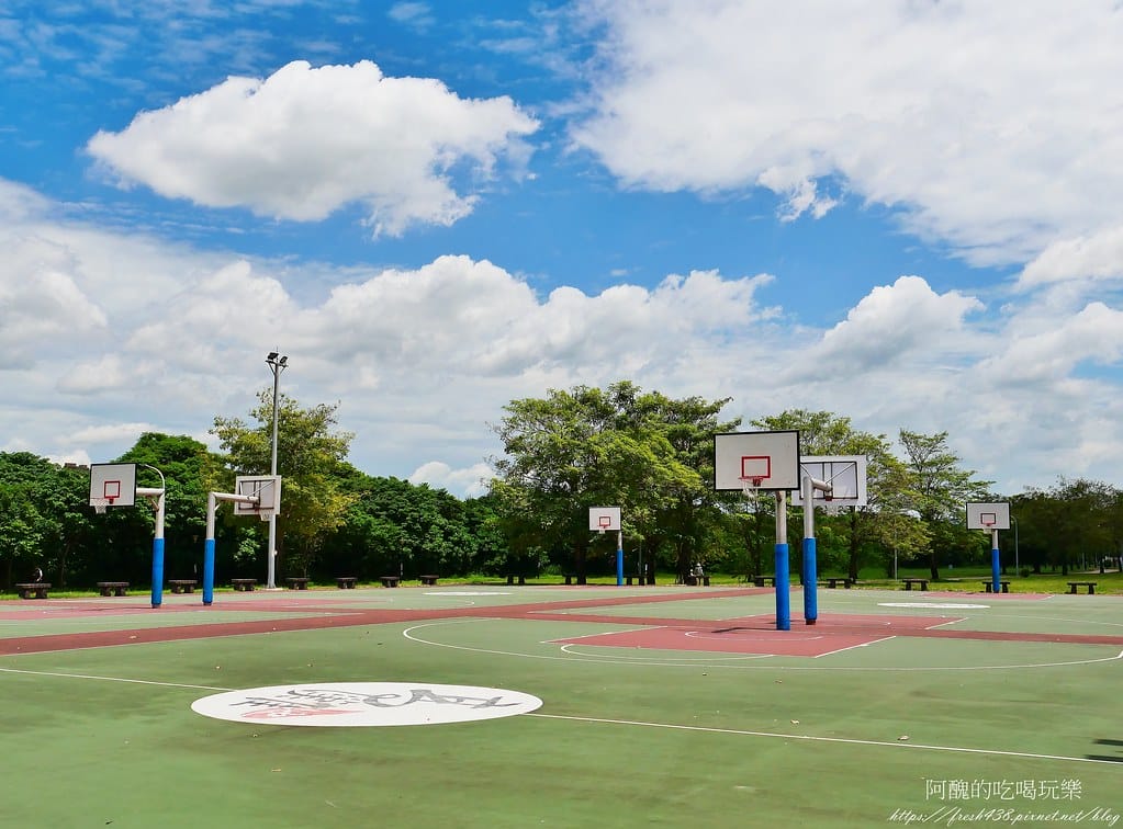 6會經過籃球場