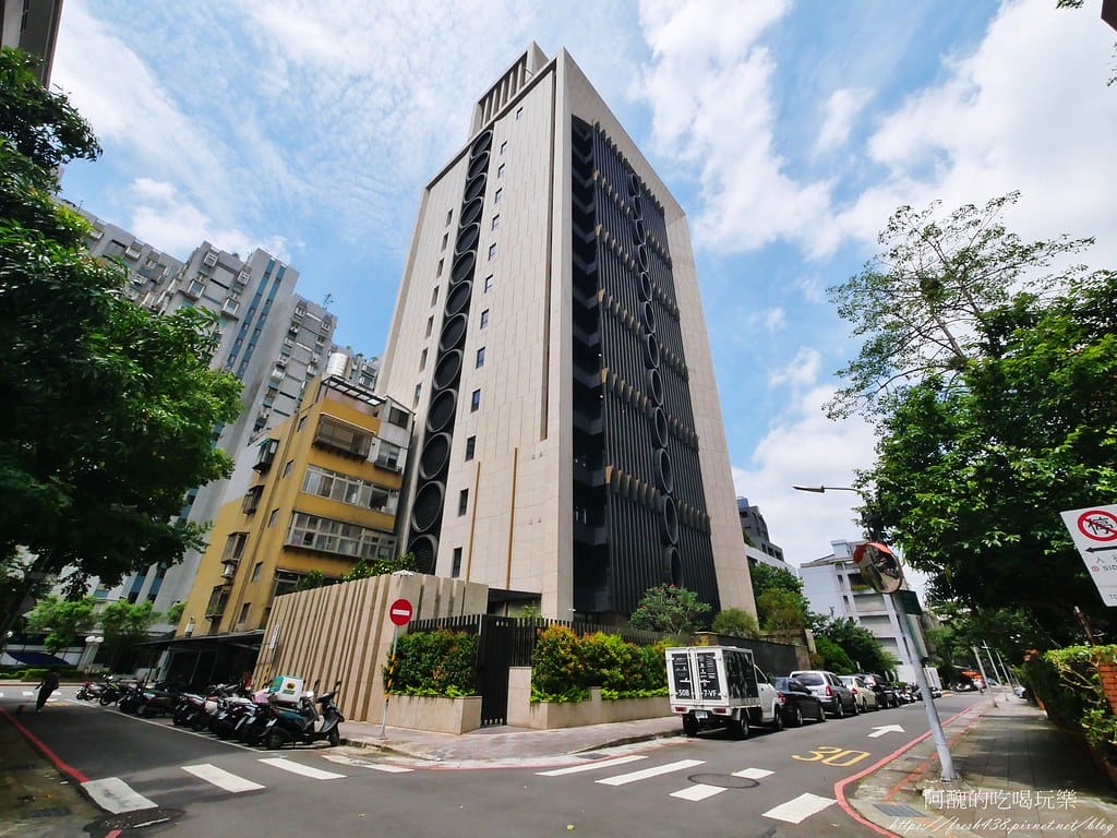 【台北建案】皇翔敦北民生,名人巷隱生活最佳選擇。 - 第4張圖 5( 三面臨路)