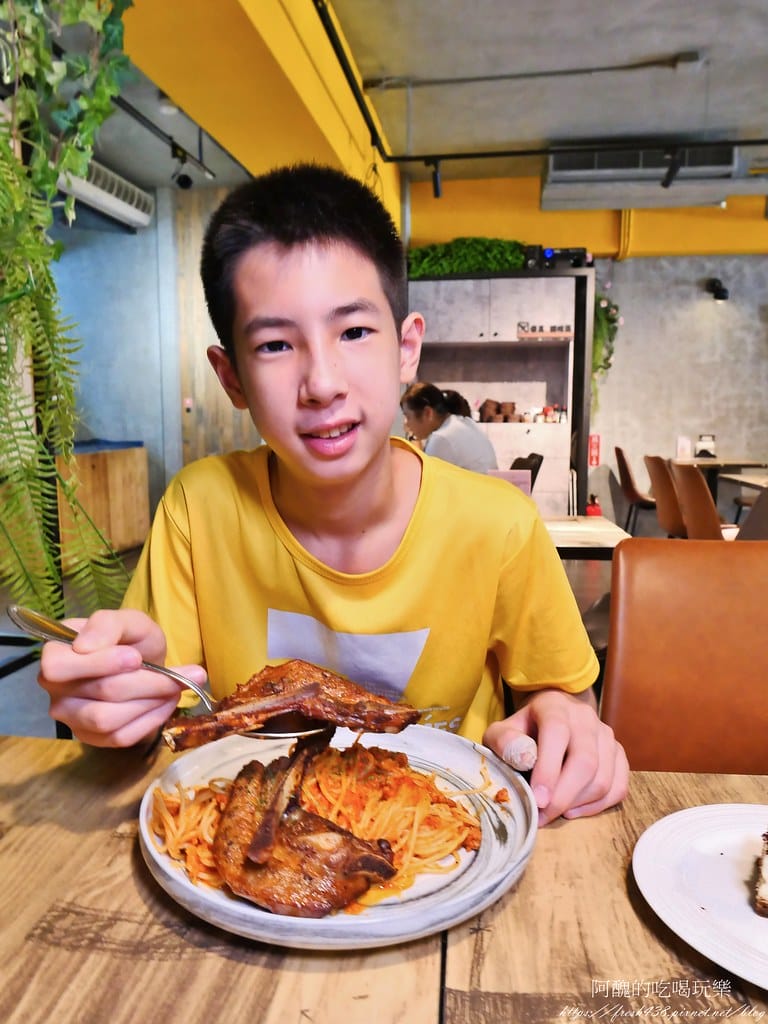 【台北美食、大安美食】不二煮藝,火龍果義大利麵!少油、少鹽,健康、平價的義式餐廳。 - 第23張圖 16-5