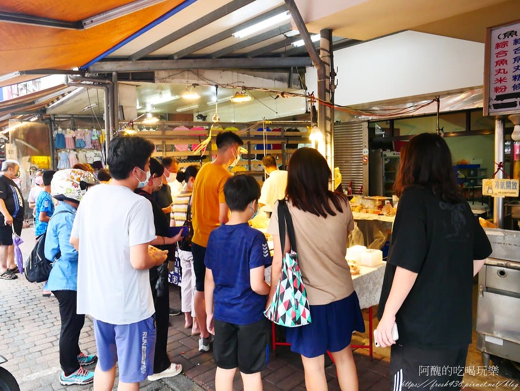 【宜蘭美食】舞穗創意壽司,礁溪排隊銅板美食,食材新鮮、用料實在的街邊小吃。 - 第8張圖 2