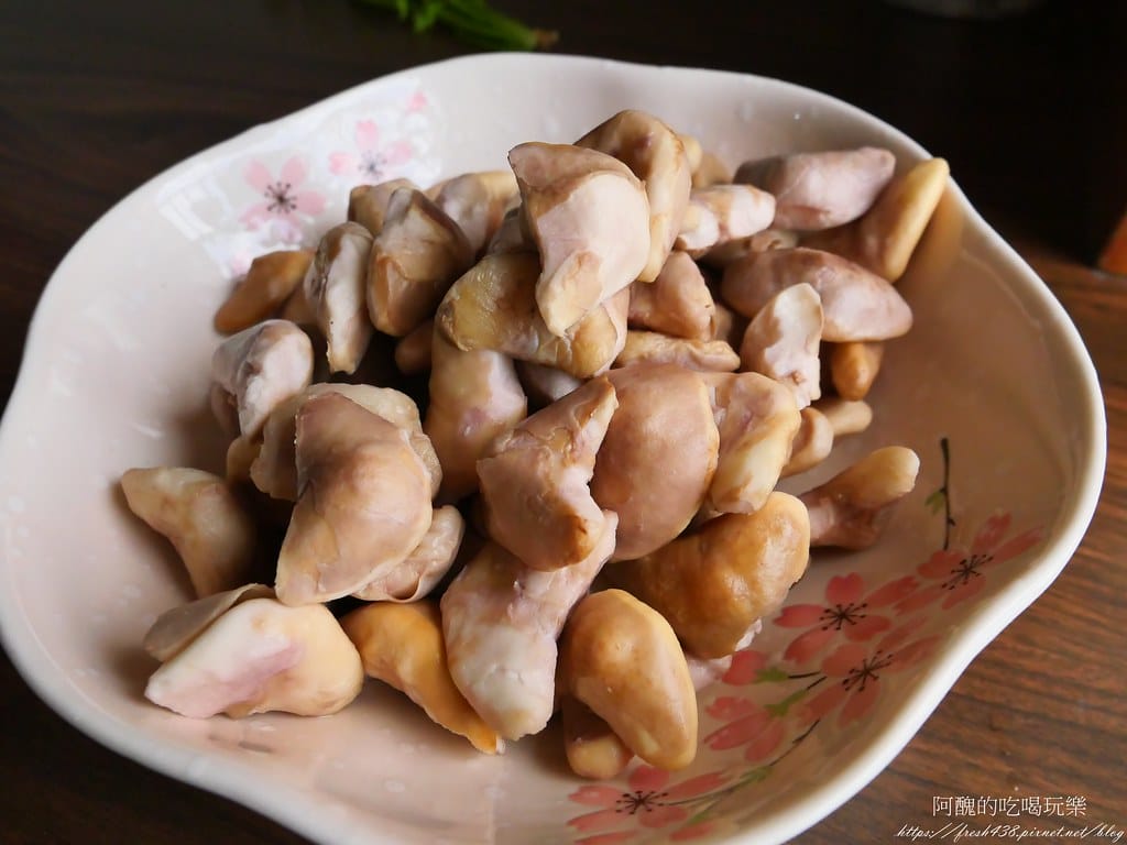【電鍋食譜】菱角排骨湯,保護腸胃、抗癌、消水腫,菱角好處太多啦! - 第10張圖 P1014253
