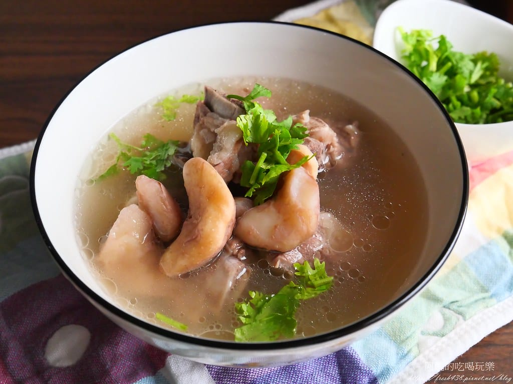 【電鍋食譜】菱角排骨湯,保護腸胃、抗癌、消水腫,菱角好處太多啦! - 第14張圖 P1014258