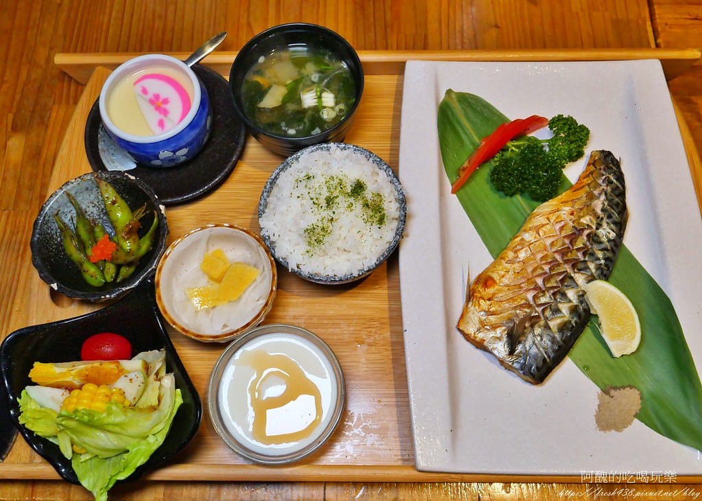 【花蓮美食】耕壽司-花蓮總店,超人氣日式料理,平價、新鮮、大份量,沒預約幾乎吃不到! - 第32張圖 36