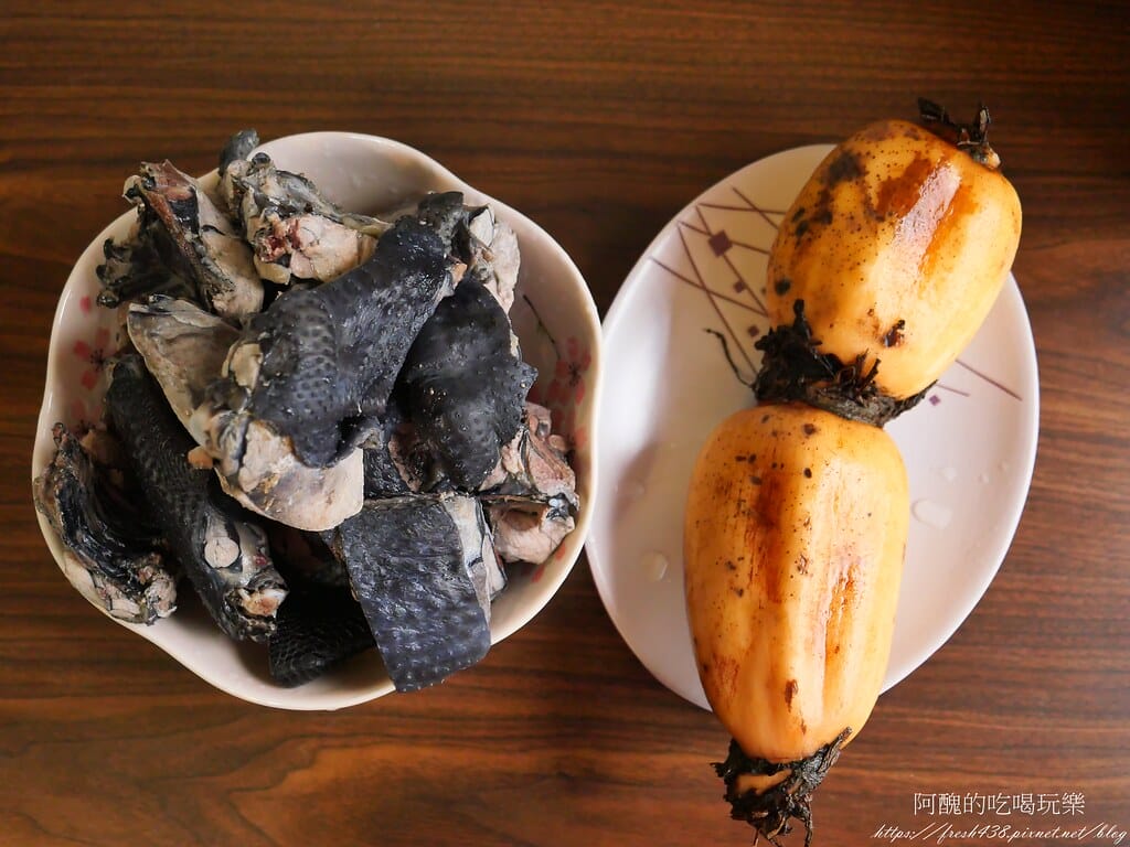 蓮藕烏骨雞湯,止咳潤肺的好料理,比例對,湯頭鮮美超級好喝。 - 第2張圖 P1014614