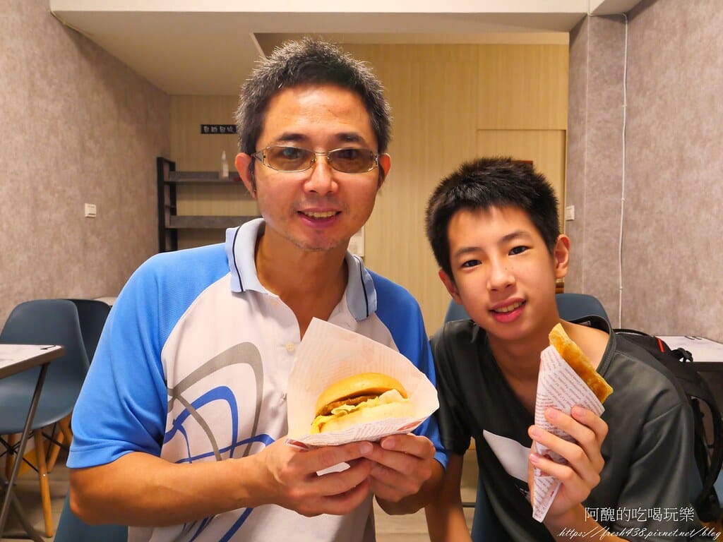 【樹林美食】2917 EAT,超好吃的樹林早午餐,環境佳、餐點優,適合小聚、放鬆。 - 第38張圖 35