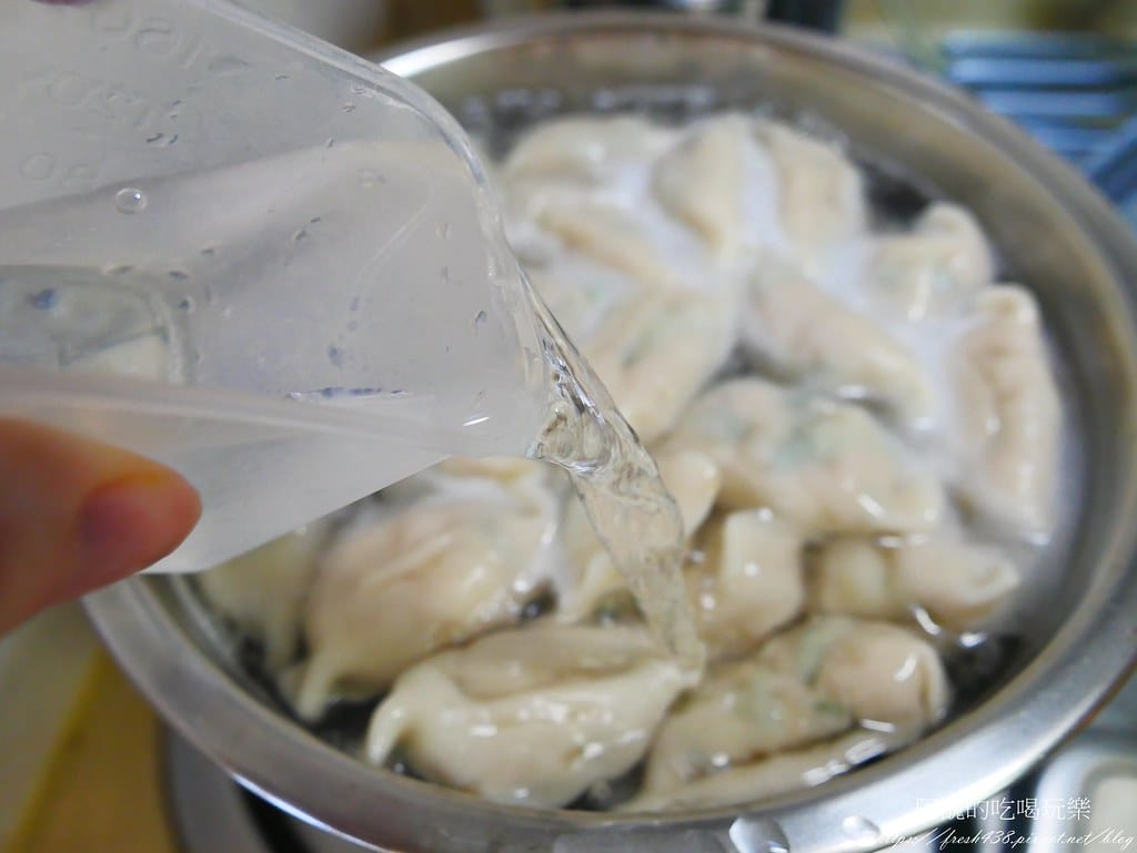 【醬油推薦】龜甲萬鮮美露,家庭煮婦省錢的秘訣,一瓶搞定所有料理!(美味食譜懶人包:清蒸鱸魚、乾煎五花肉、醬燒白蝦) - 第14張圖 P1980122
