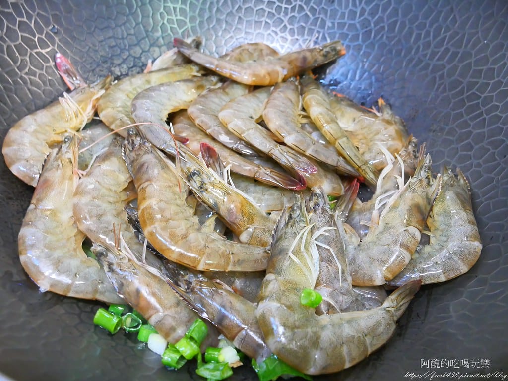 【醬油推薦】龜甲萬鮮美露,家庭煮婦省錢的秘訣,一瓶搞定所有料理!(美味食譜懶人包:清蒸鱸魚、乾煎五花肉、醬燒白蝦) - 第57張圖 P1014295
