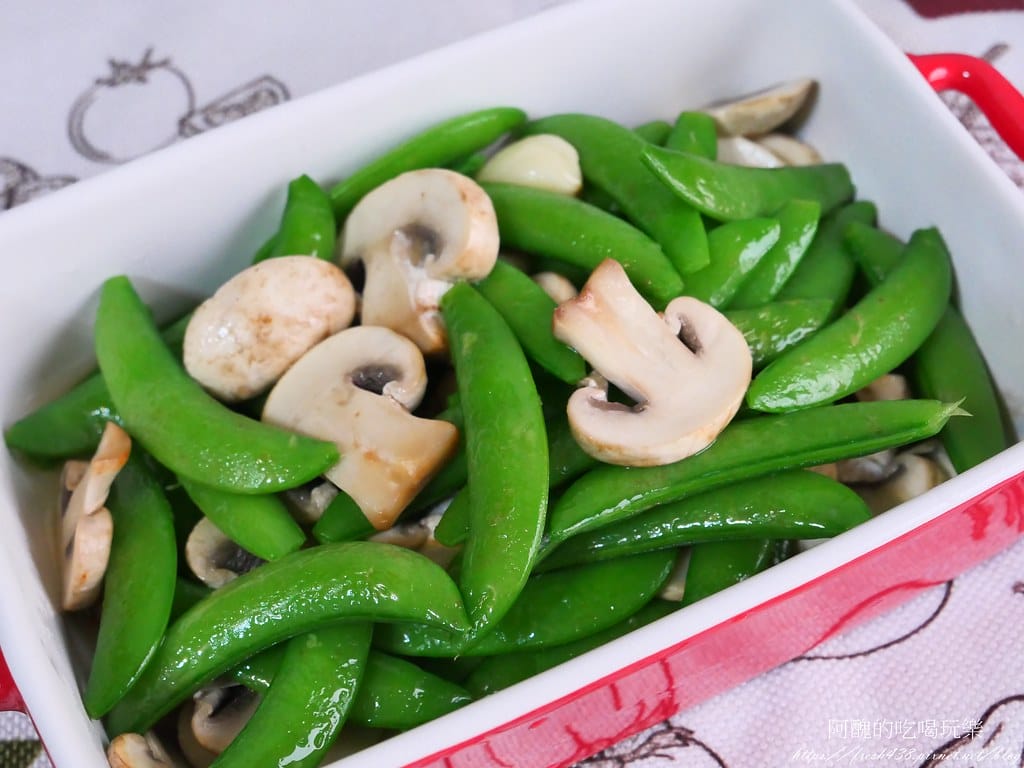 甜豆炒洋菇,簡易清爽的蔬食料理。 - 第13張圖 P1014838