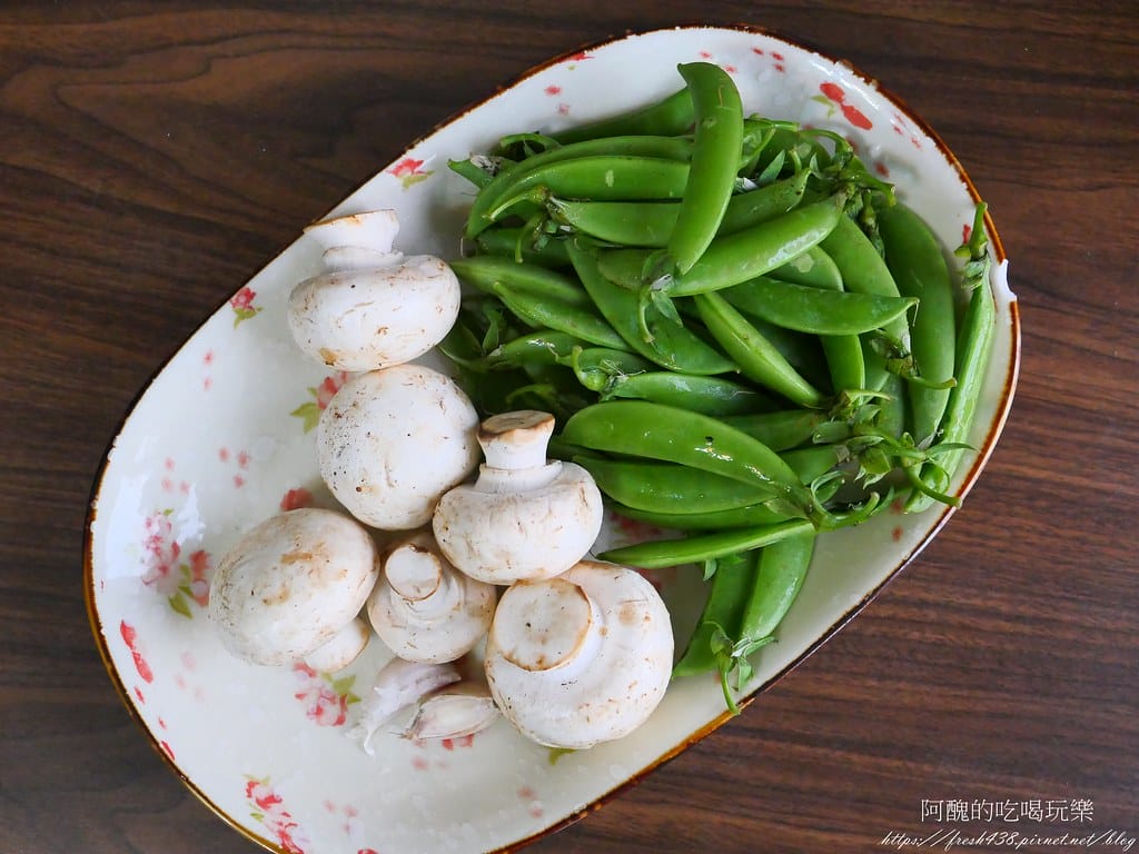 甜豆炒洋菇,簡易清爽的蔬食料理。 - 第2張圖 P1014820