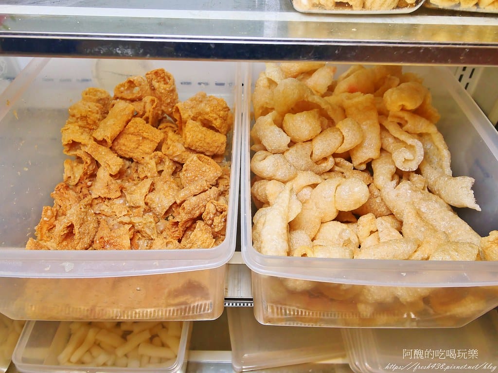 【台北隱藏版美食】南港烤大學,平價火烤兩吃,各式肉品、魚下巴、肉燥飯、冰淇淋、甜點任您吃,打卡送蝦子! - 第26張圖 12-7