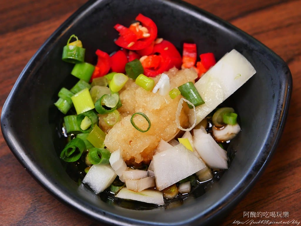 【台北隱藏版美食】南港烤大學,平價火烤兩吃,各式肉品、魚下巴、肉燥飯、冰淇淋、甜點任您吃,打卡送蝦子! - 第60張圖 25-4