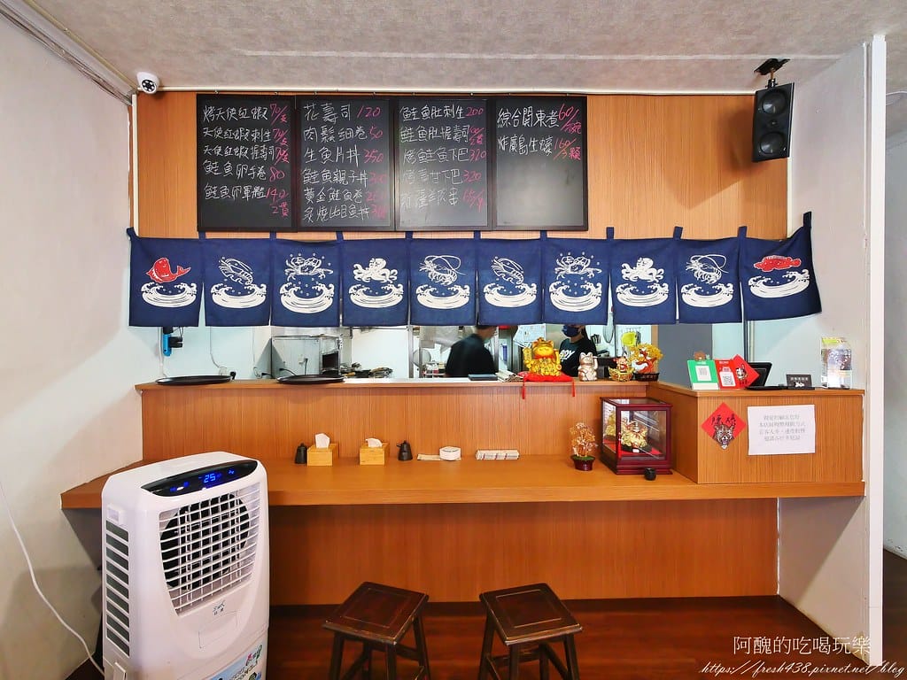 【桃園美食】津賀家食堂,平日套餐100元起,熱炒、串燒、壽司、生魚片樣樣有,平價桃園日式料理好迷人! - 第9張圖 7