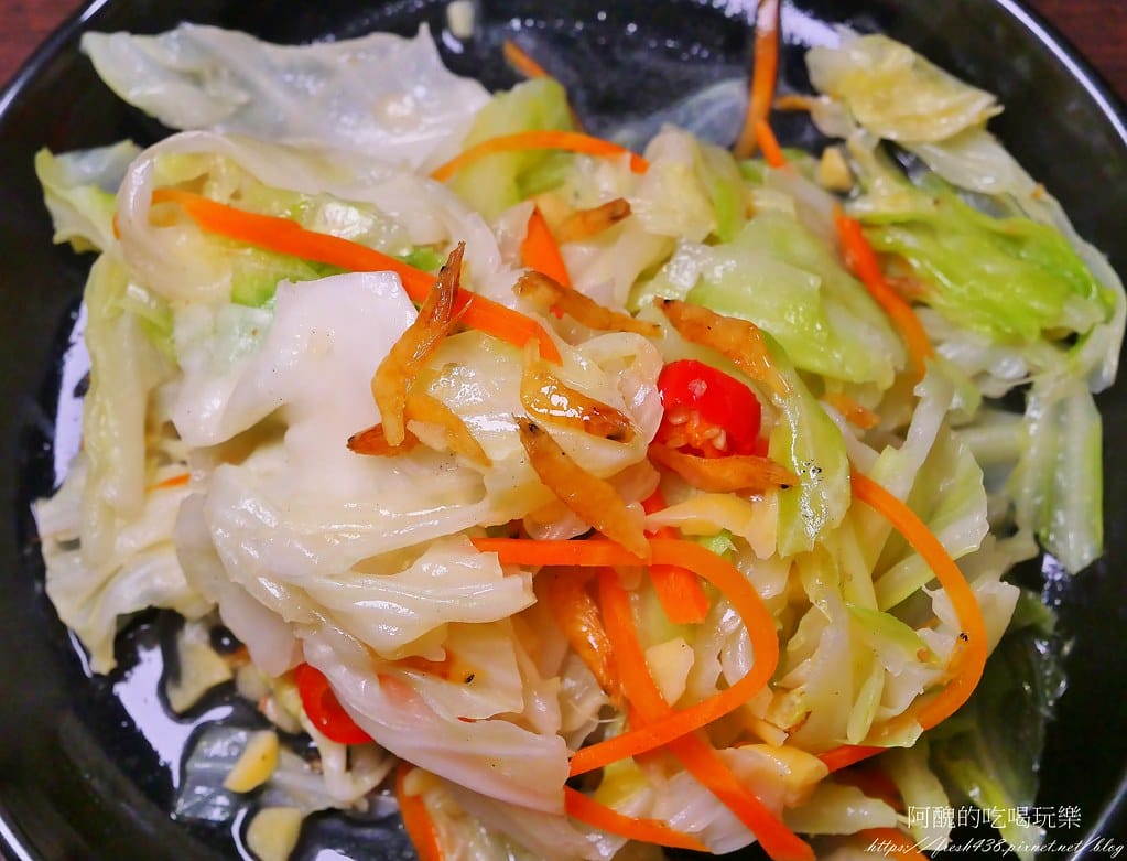 【桃園美食】津賀家食堂,平日套餐100元起,熱炒、串燒、壽司、生魚片樣樣有,平價桃園日式料理好迷人! - 第36張圖 33-1