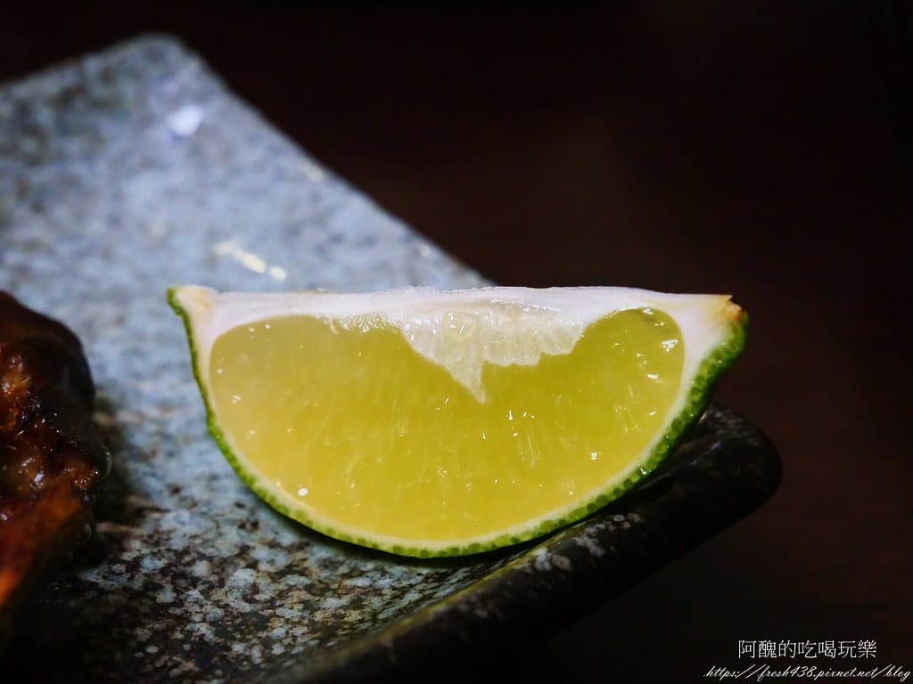 【桃園美食】津賀家食堂,平日套餐100元起,熱炒、串燒、壽司、生魚片樣樣有,平價桃園日式料理好迷人! - 第41張圖 36-1