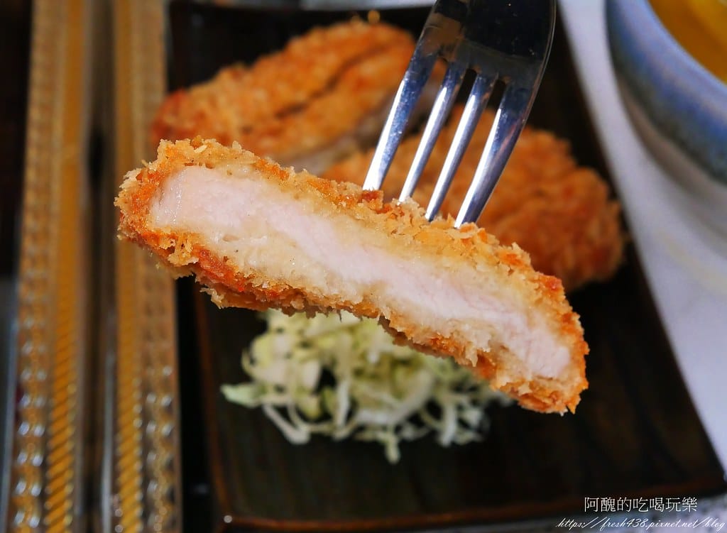 【台北車站美食】Moni咖哩中山旗艦店,提供早午餐、正餐、下午茶,網美必吃的中山區咖哩與甜點! - 第60張圖 37-3