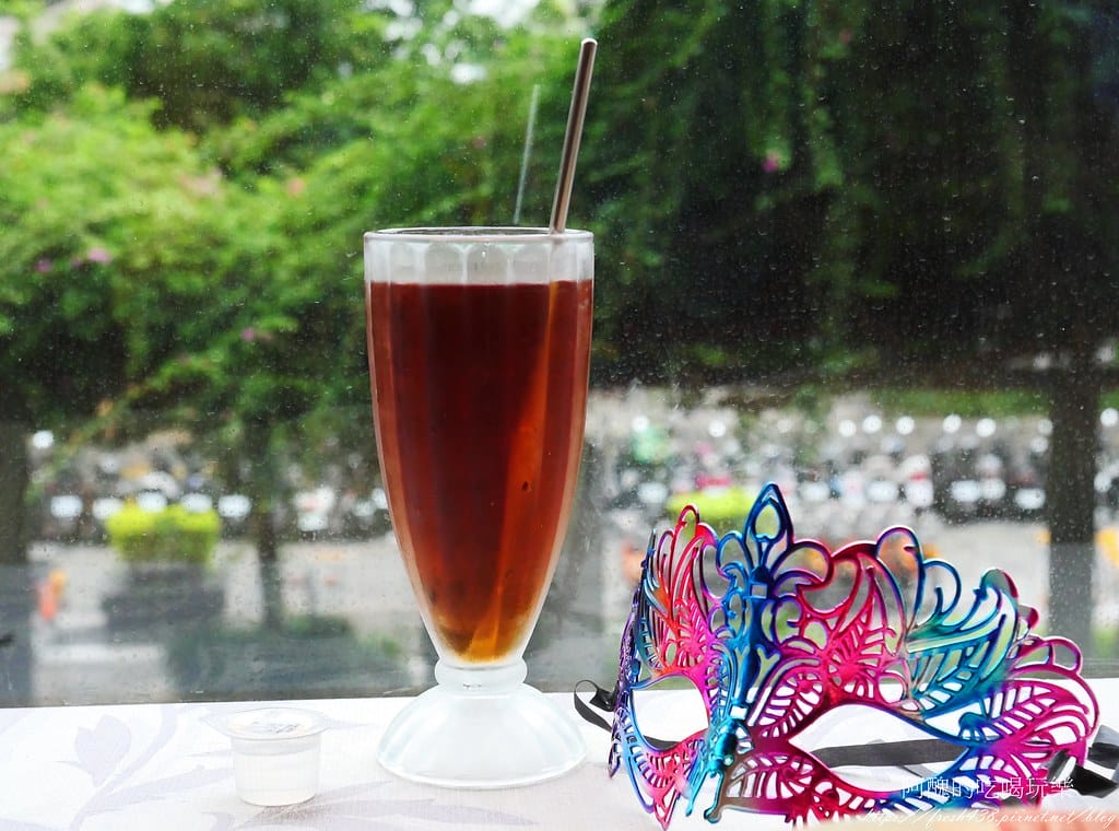 【台北車站美食】Moni咖哩中山旗艦店,提供早午餐、正餐、下午茶,網美必吃的中山區咖哩與甜點! - 第47張圖 22-1