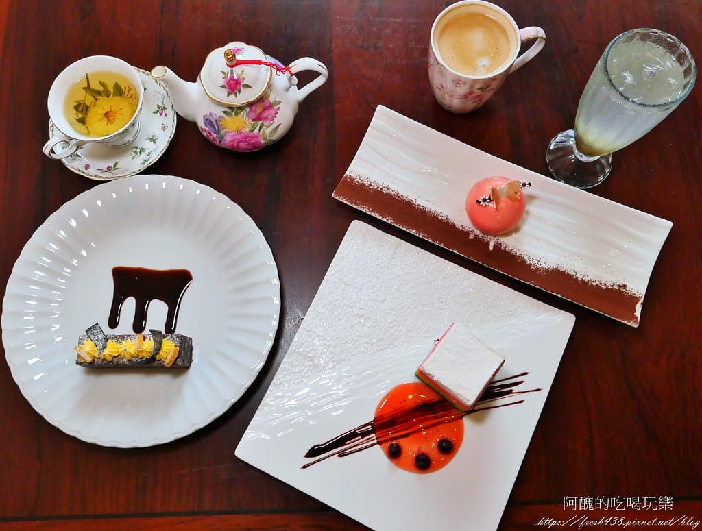 【台北車站美食】Moni咖哩中山旗艦店,提供早午餐、正餐、下午茶,網美必吃的中山區咖哩與甜點! - 第21張圖 54