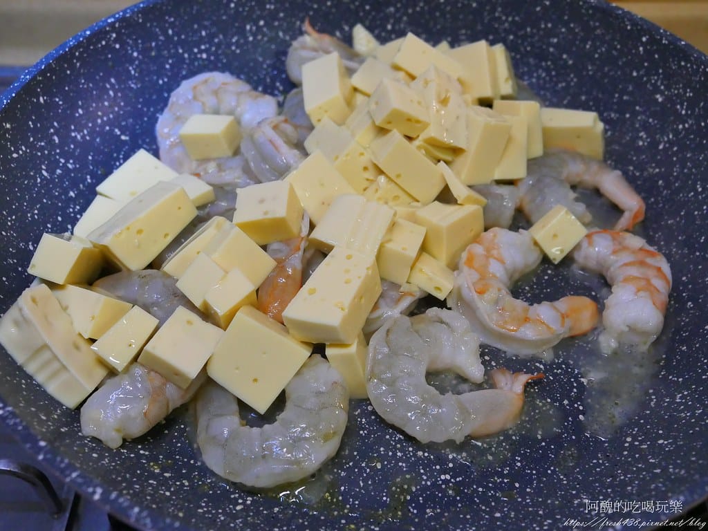 蝦仁豆腐,簡單兩種食材,變出超級下飯的懶人料理。 - 第7張圖 P1015291