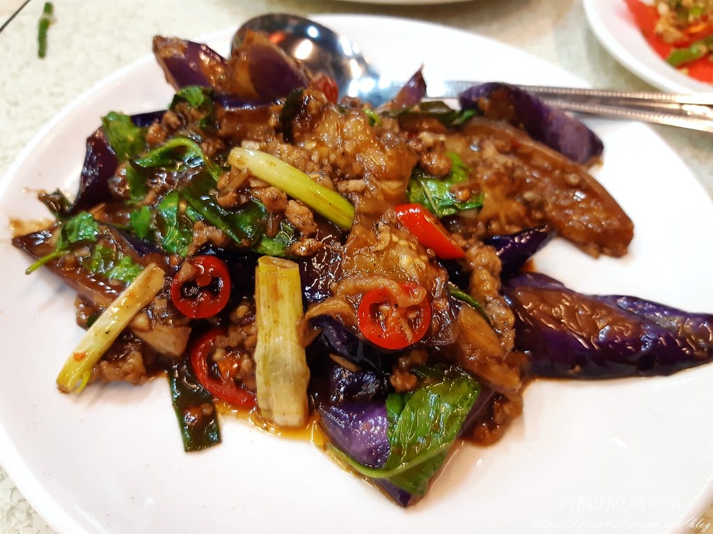 【樹林美食】品鮮平價熱炒,必點桶仔雞,平價快炒,聚餐的好去處。 - 第42張圖 35