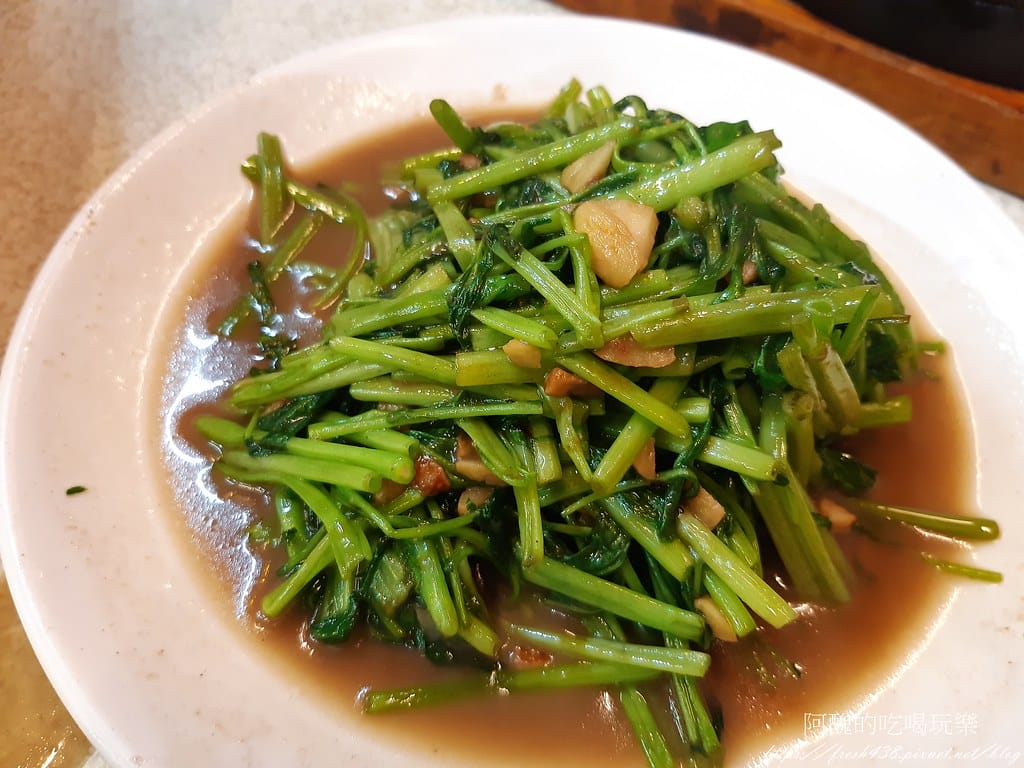 【樹林美食】品鮮平價熱炒,必點桶仔雞,平價快炒,聚餐的好去處。 - 第37張圖 31