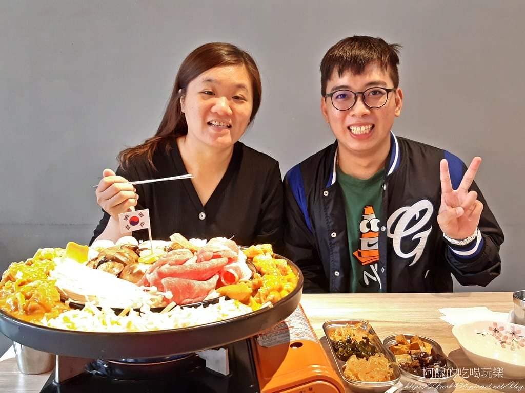 【樹林美食】幸福的蛋蛋,韓式小菜、白飯免費吃到飽,必點起司春川炒雞火鍋、韓式炸雞! - 第22張圖 21
