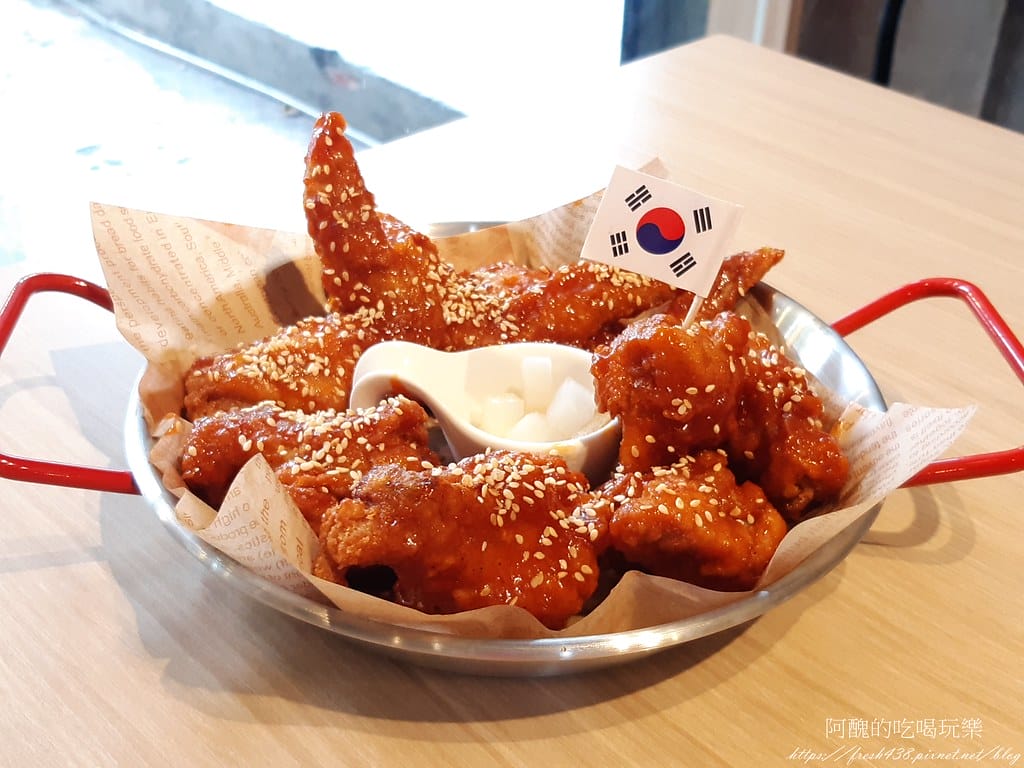 【樹林美食】幸福的蛋蛋,韓式小菜、白飯免費吃到飽,必點起司春川炒雞火鍋、韓式炸雞! - 第37張圖 36
