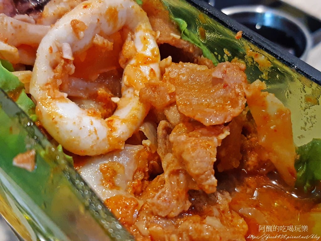 【樹林美食】幸福的蛋蛋,韓式小菜、白飯免費吃到飽,必點起司春川炒雞火鍋、韓式炸雞! - 第36張圖 35