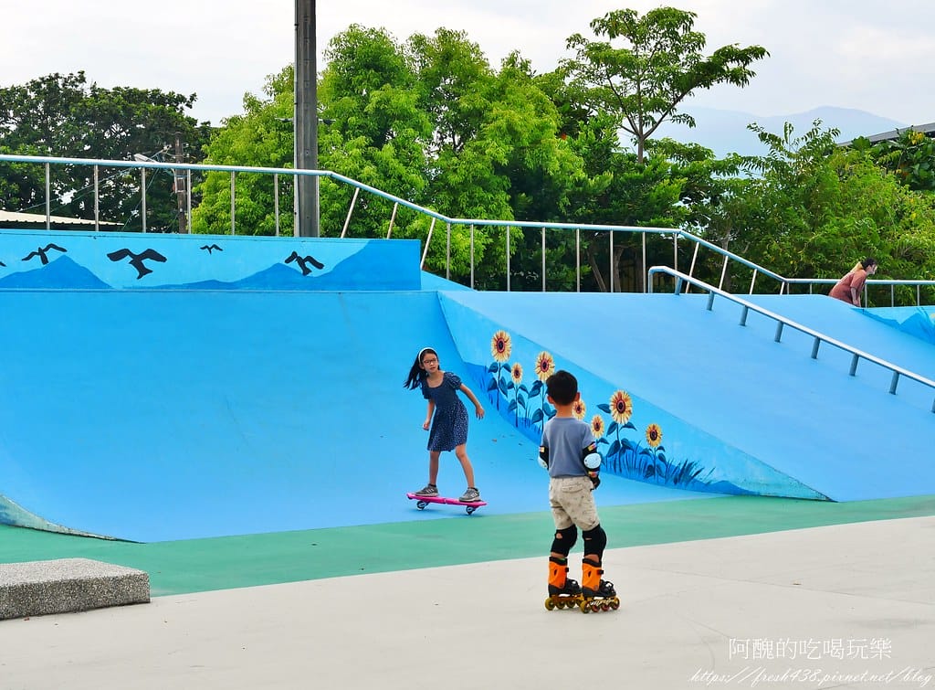 【花蓮景點】太平洋公園(北濱段),3D立體海洋彩繪公園,拍照、觀海、堆石頭的好去處。 - 第42張圖 37