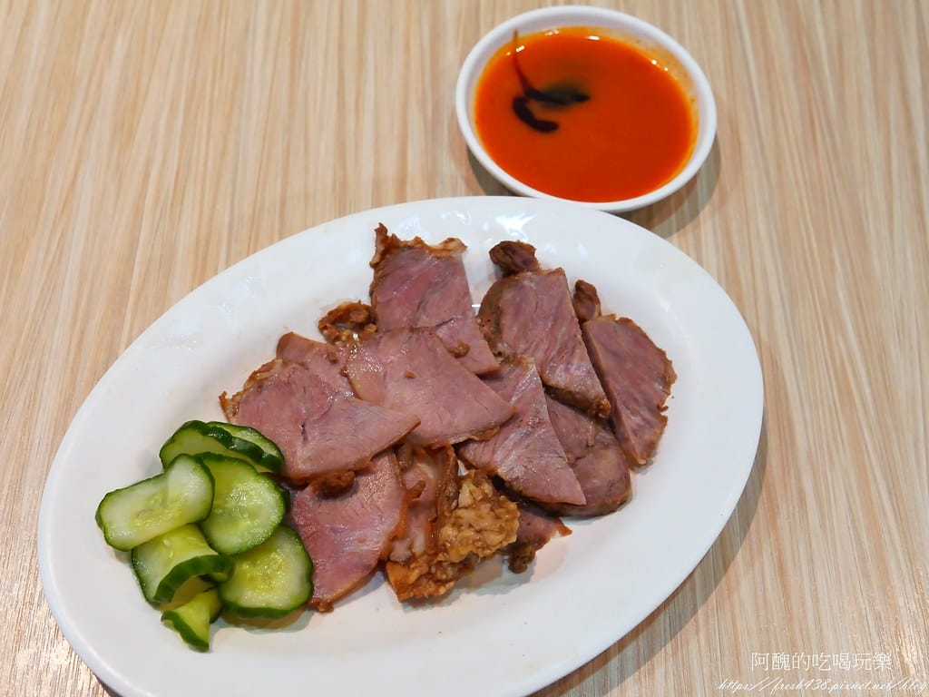 【花蓮美食】京湘排骨麵,在地人氣小吃,排骨酥、豬腳超讚! - 第20張圖 13