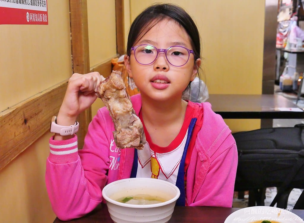 【台北美食】阿鴻知高飯鱸魚湯,24小時營業,萬華必喝鱸魚湯、知高飯。 - 第42張圖 24