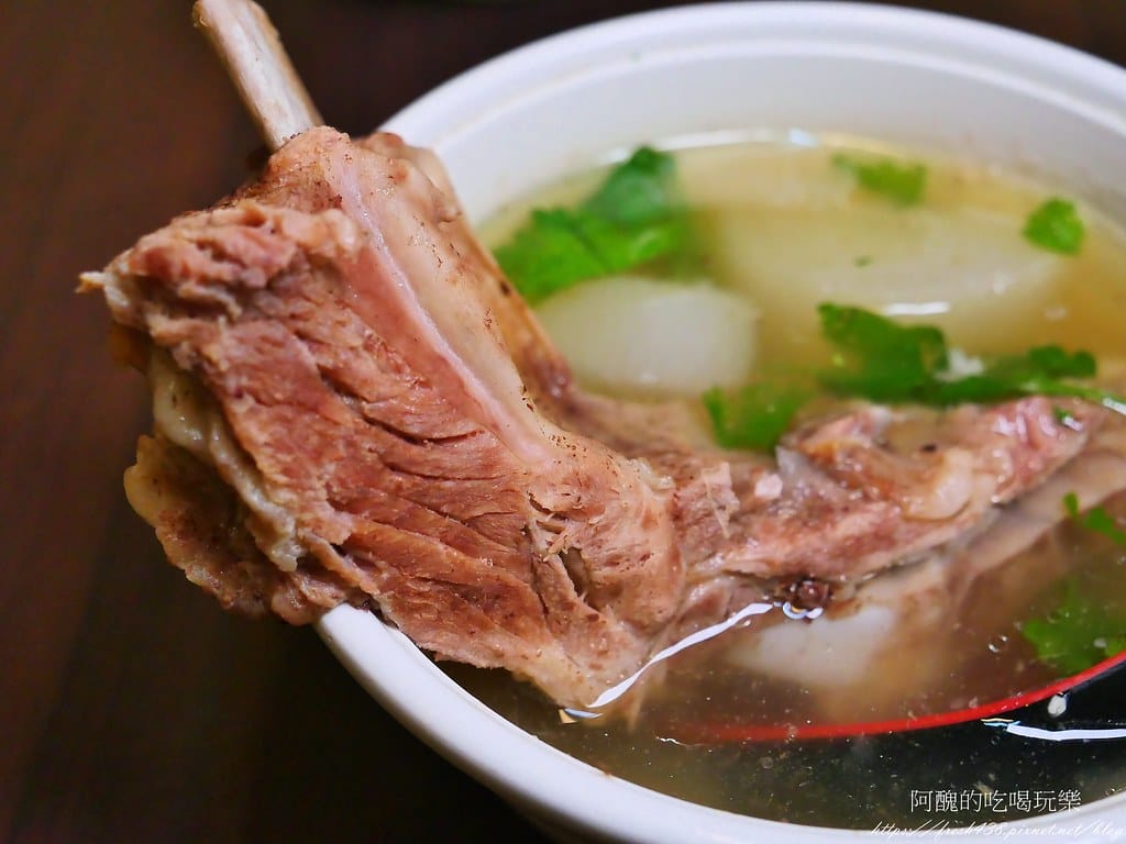 【台北美食】阿鴻知高飯鱸魚湯,24小時營業,萬華必喝鱸魚湯、知高飯。 - 第40張圖 23-2