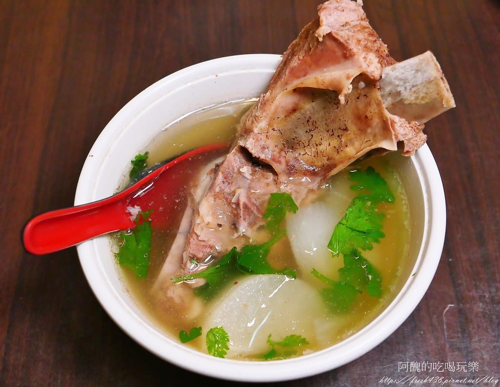 【台北美食】阿鴻知高飯鱸魚湯,24小時營業,萬華必喝鱸魚湯、知高飯。 - 第39張圖 23
