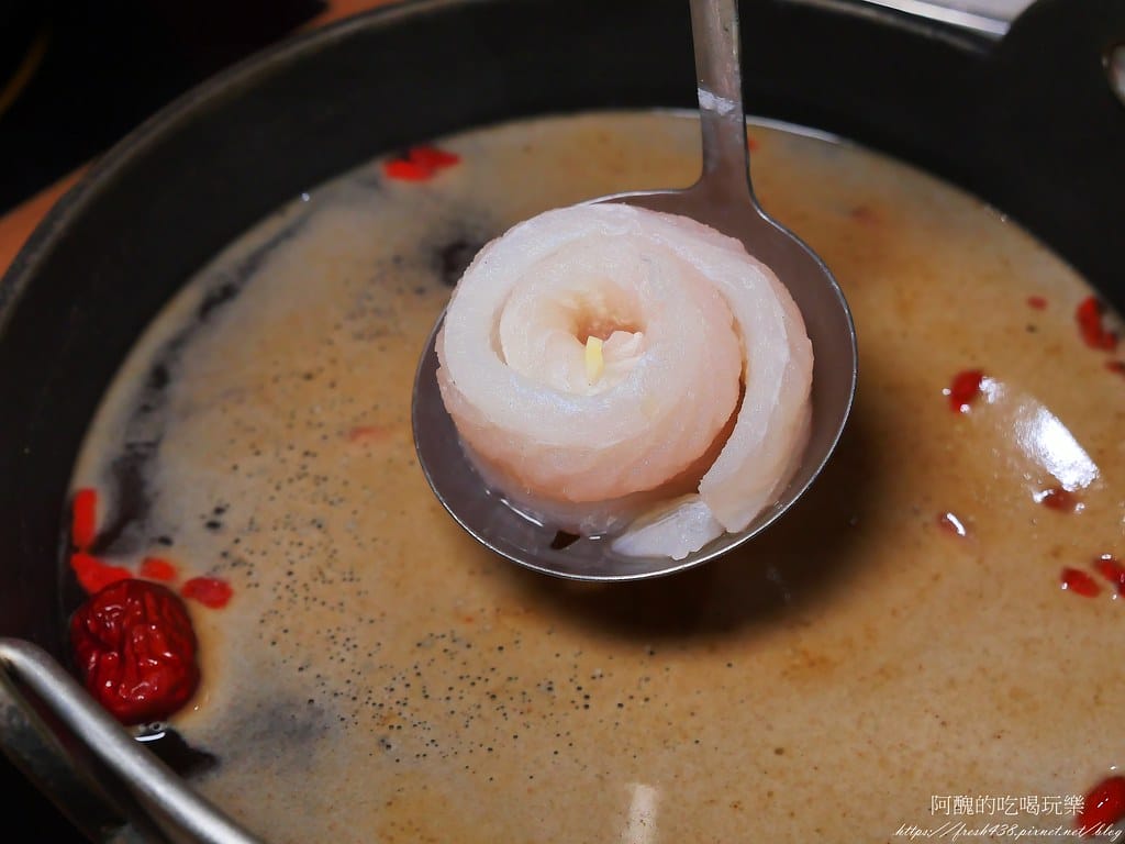 【台北美食】冬湖火鍋-東湖店,寵物友善餐廳,倆倆痛風套餐、XXXL雙人肉盤套餐,份量驚人,新鮮度破表! - 第53張圖 43