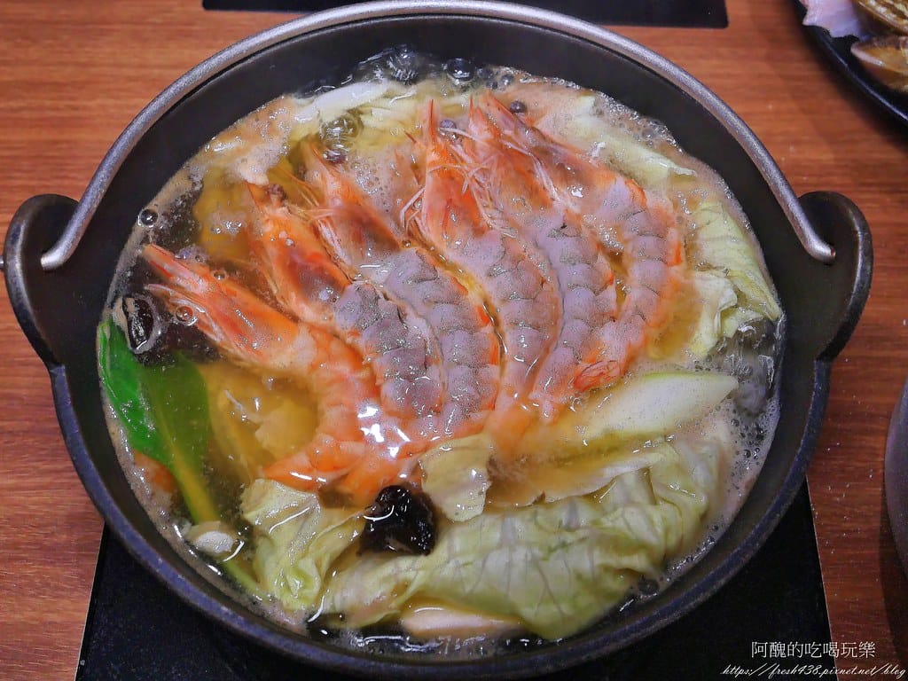 【台北美食】冬湖火鍋-東湖店,寵物友善餐廳,倆倆痛風套餐、XXXL雙人肉盤套餐,份量驚人,新鮮度破表! - 第47張圖 39-1