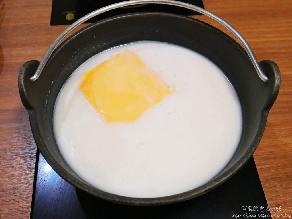 【台北美食】冬湖火鍋-東湖店,寵物友善餐廳,倆倆痛風套餐、XXXL雙人肉盤套餐,份量驚人,新鮮度破表! - 第22張圖 14-3