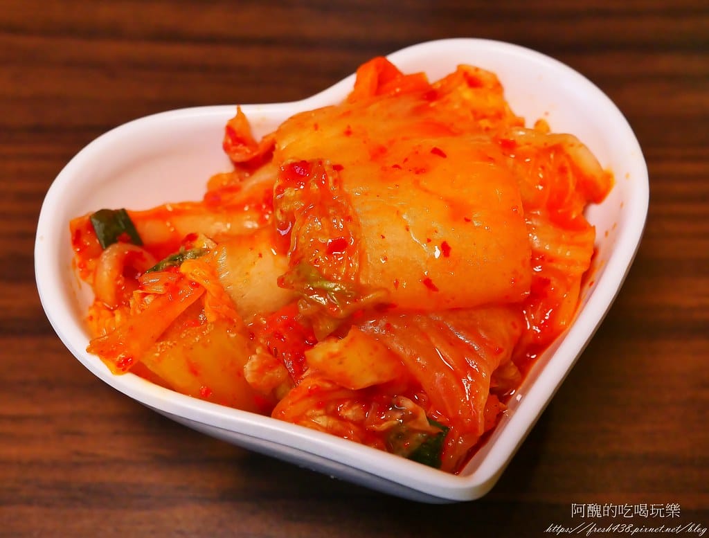 【台北美食】新丼,捷運中山站日式料理,起司牽絲到無法自拔,味噌湯、白飯、高麗菜絲免費吃到飽。 - 第47張圖 15-5