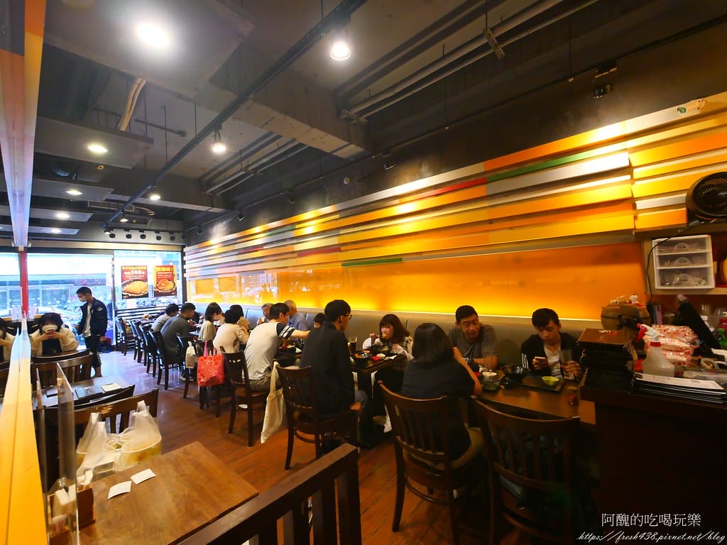 【台北美食】新丼,捷運中山站日式料理,起司牽絲到無法自拔,味噌湯、白飯、高麗菜絲免費吃到飽。 - 第8張圖 4