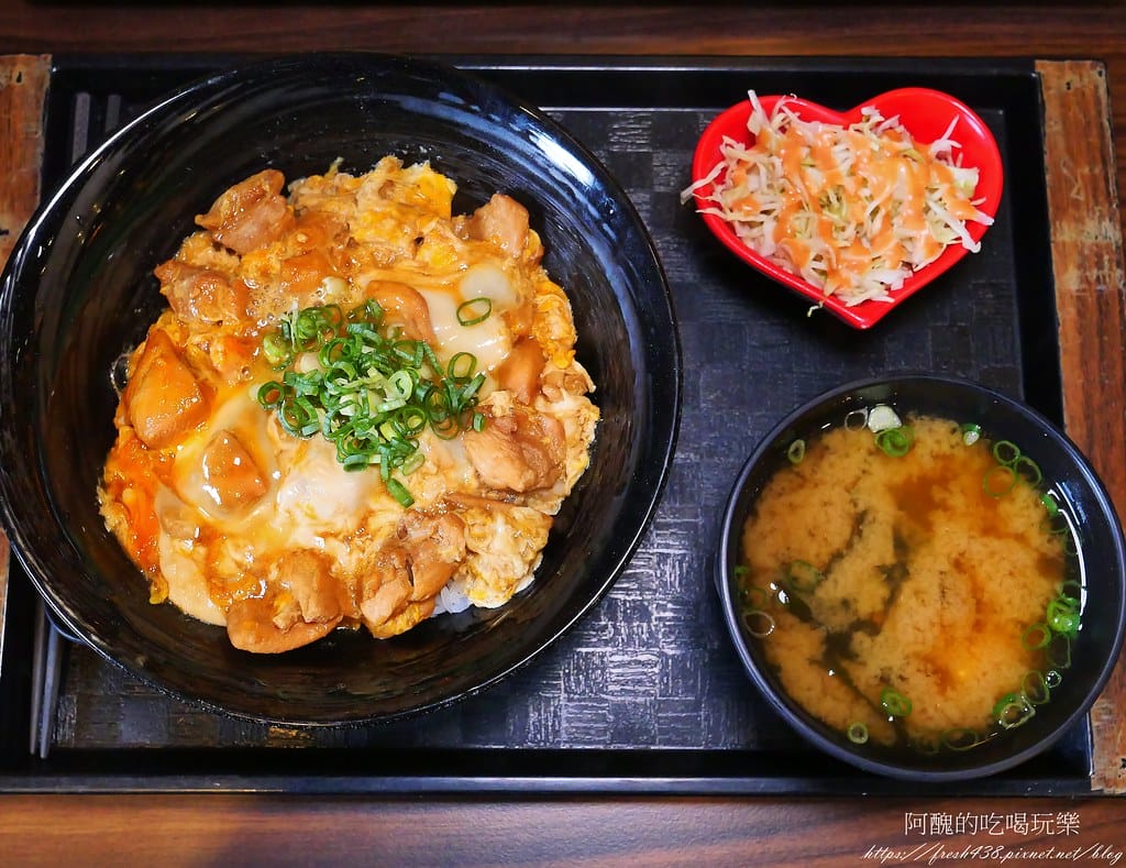 【台北美食】新丼,捷運中山站日式料理,起司牽絲到無法自拔,味噌湯、白飯、高麗菜絲免費吃到飽。 - 第24張圖 6