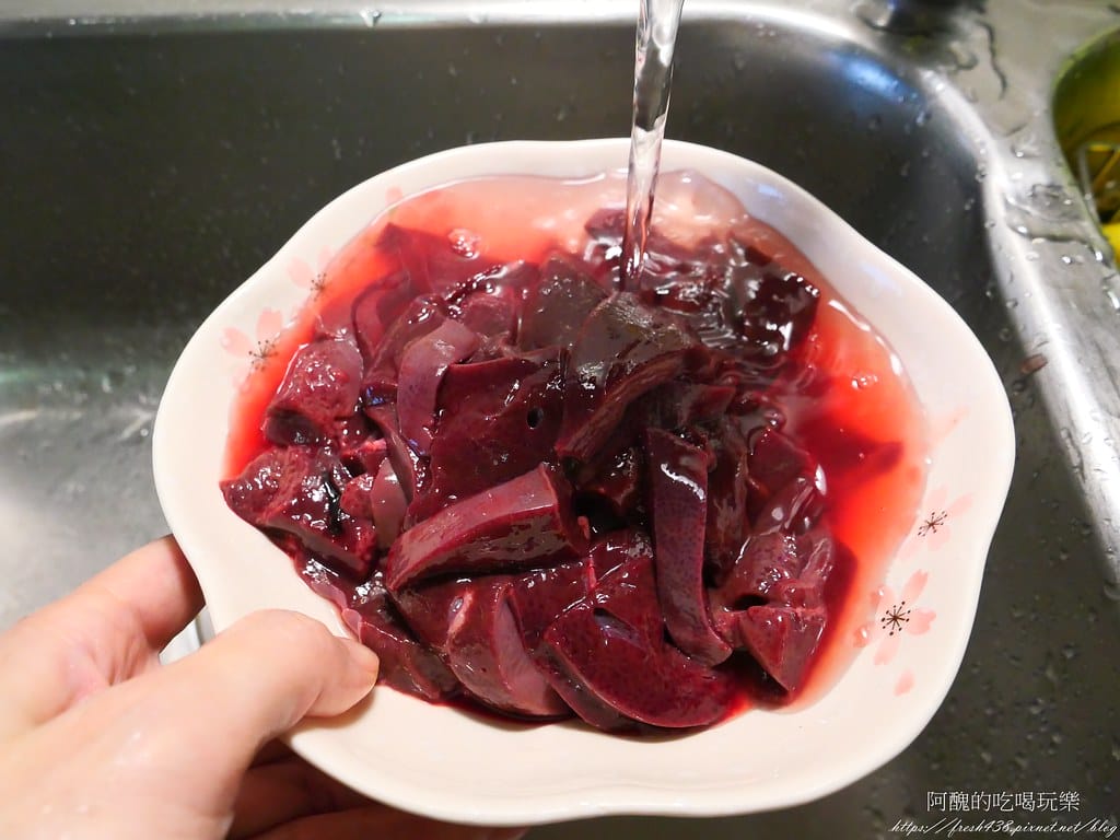 薑絲豬肝湯,這樣煮,超鮮嫩!補血就靠這一道,豬肉攤老闆娘教我的簡易煮法,保證第一次就上手。 - 第10張圖 P1016612