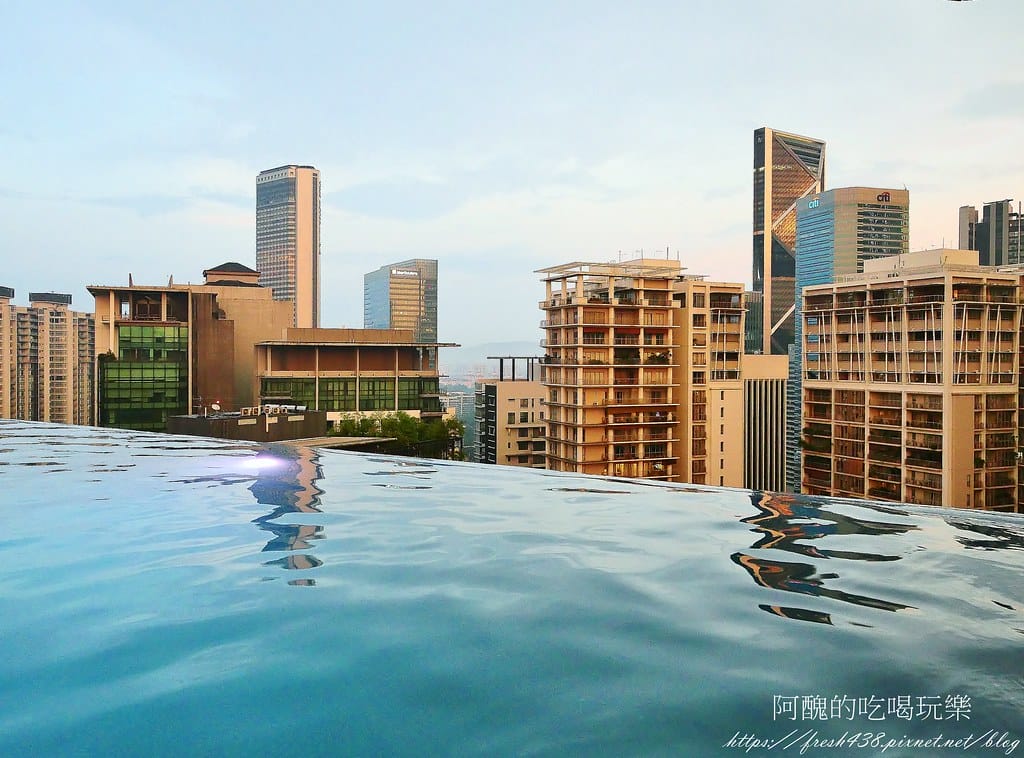 【馬來西亞住宿】ibis Kuala Lumpur City Centre-吉隆坡市中心宜必思酒店,超平價、景觀佳、泳池美,自助早餐很好吃,設有親子連通房。 - 第45張圖 32 (2)