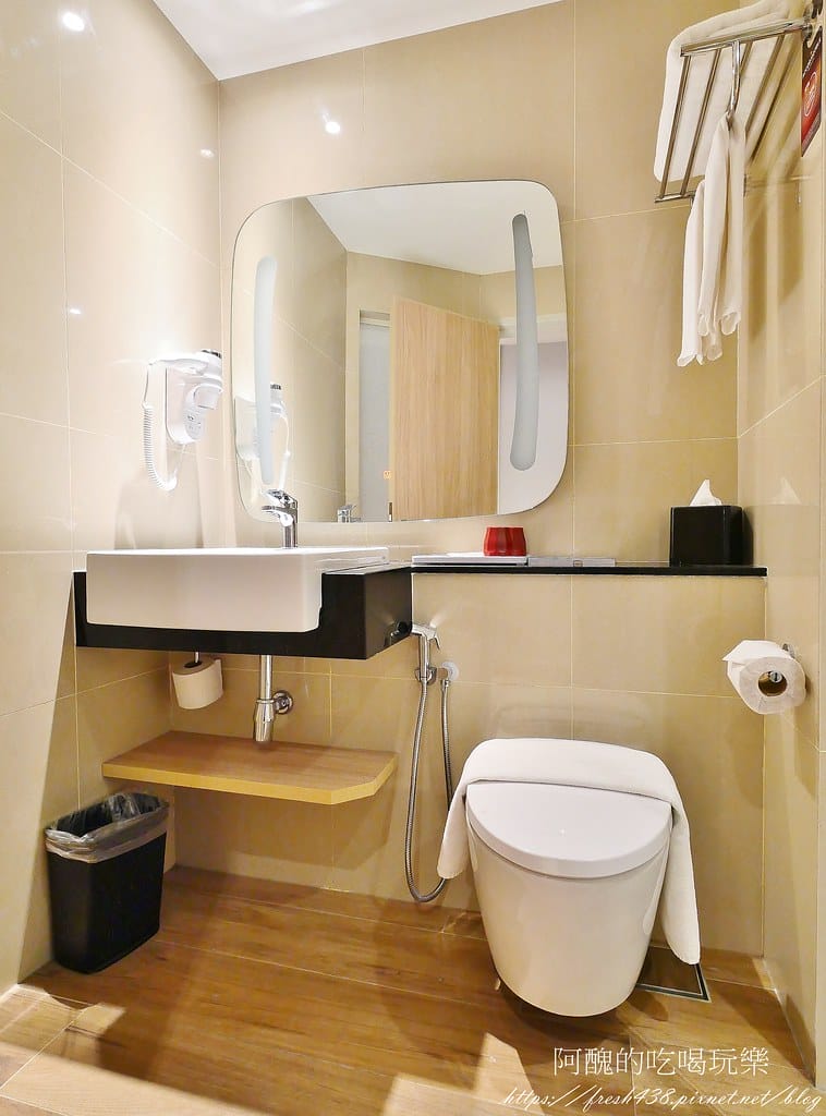 【馬來西亞住宿】ibis Kuala Lumpur City Centre-吉隆坡市中心宜必思酒店,超平價、景觀佳、泳池美,自助早餐很好吃,設有親子連通房。 - 第24張圖 11 (2)