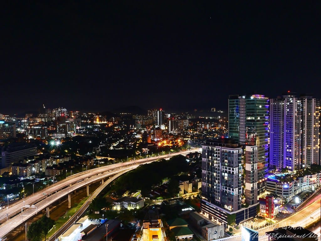 【馬來西亞住宿】ibis Kuala Lumpur City Centre-吉隆坡市中心宜必思酒店,超平價、景觀佳、泳池美,自助早餐很好吃,設有親子連通房。 - 第17張圖 27-3 (2)