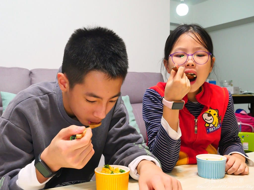 【電鍋食譜】玉米蒸蛋,收服孩子的簡易料理,添加吉運牛肉飲,營養更豐富。 - 第16張圖 P1016484