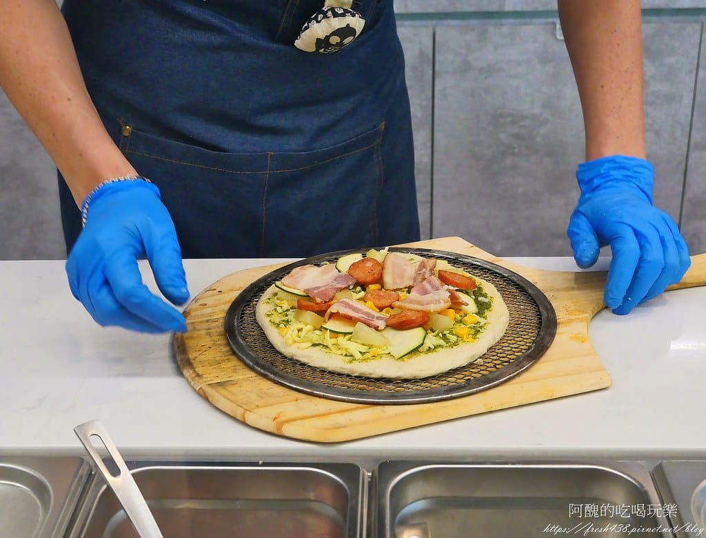 【台北美食】C Pickza,台北東區新開幕pizza店,自由搭配更美味,2分鐘快速上桌。 - 第40張圖 24-2