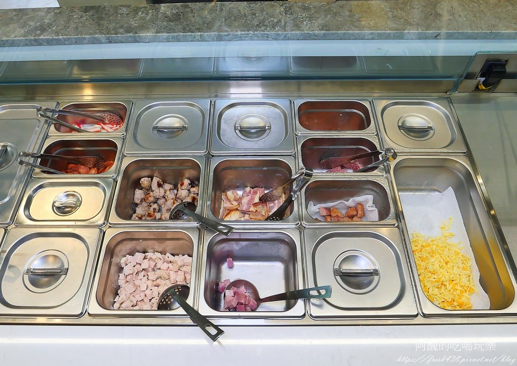 【台北美食】C Pickza,台北東區新開幕pizza店,自由搭配更美味,2分鐘快速上桌。 - 第23張圖 15