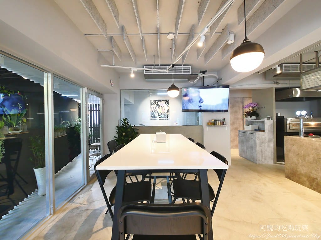 【台北美食】C Pickza,台北東區新開幕pizza店,自由搭配更美味,2分鐘快速上桌。 - 第8張圖 5